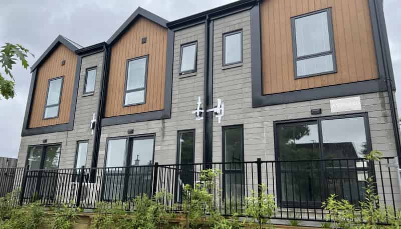 4/1 Hammond Street, Hamilton Central