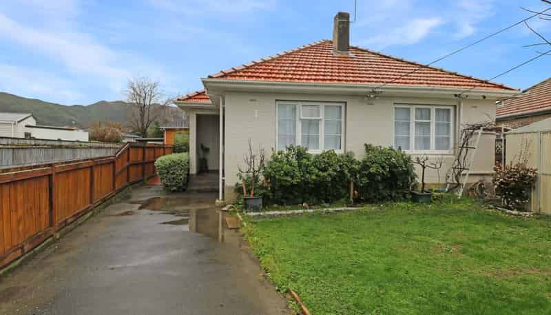 1/28 Hall Crescent, Epuni