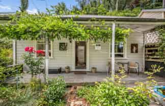 125 Shakespeare Road, Napier Hill