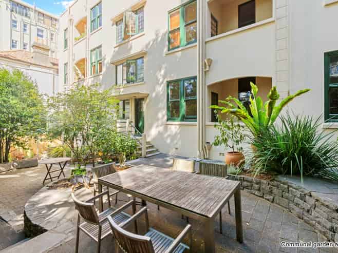 1/9 Parliament Street, Auckland Central