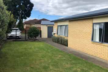 7 Les Marston Place, Pukekohe