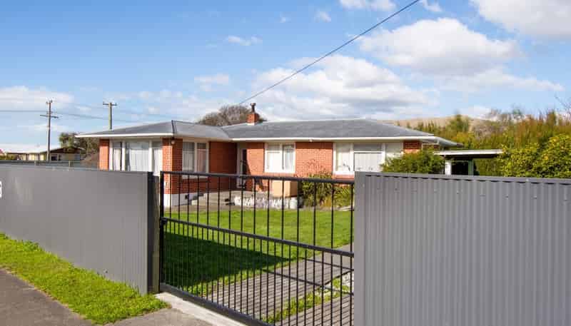 1 Cleghorn Street, Redwoodtown