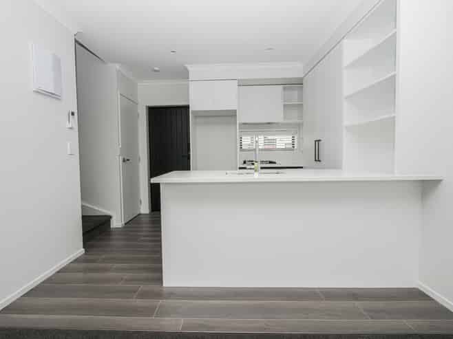 12/14 Ruakiwi Road, Hamilton Lake