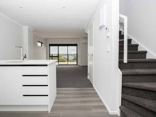 12/14 Ruakiwi Road, Hamilton Lake