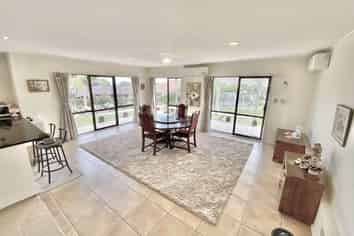 74 Redoubt Road, Goodwood Heights