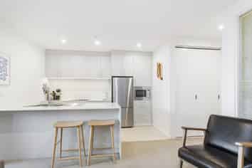 103/6 Waikumete Road, Glen Eden