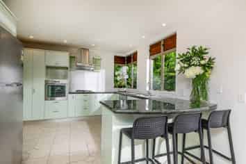 71a Cliff Road, Torbay