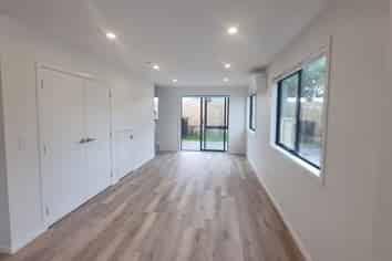 10/25 Childs Avenue, Pukekohe