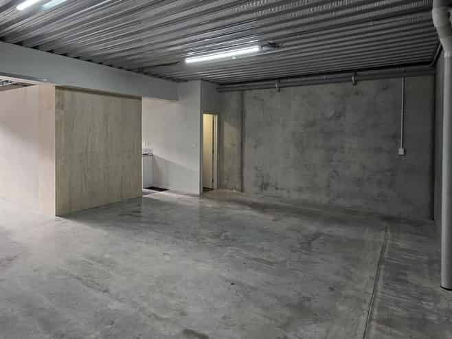 For Lease - Local tradie alert!