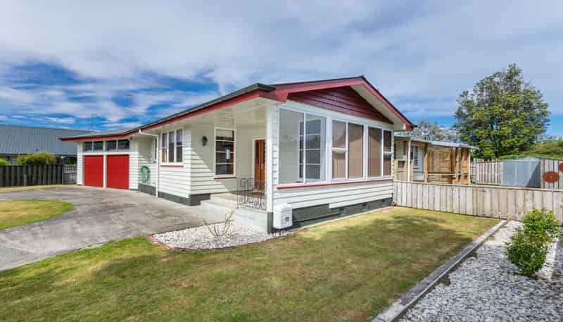 27 Ruahine Street, Dannevirke