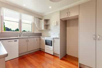 27 Ruahine Street, Dannevirke