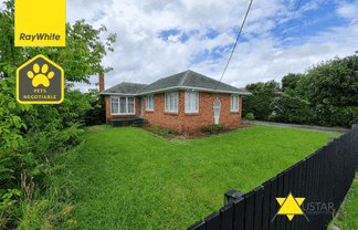 111 Flanshaw Road, Te Atatu South