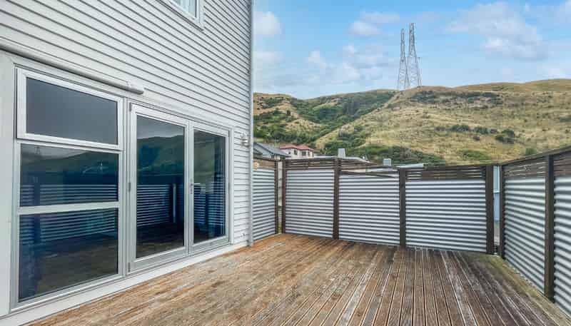 70 Waverton Terrace, Churton Park