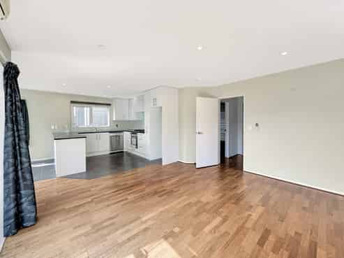 70 Waverton Terrace, Churton Park