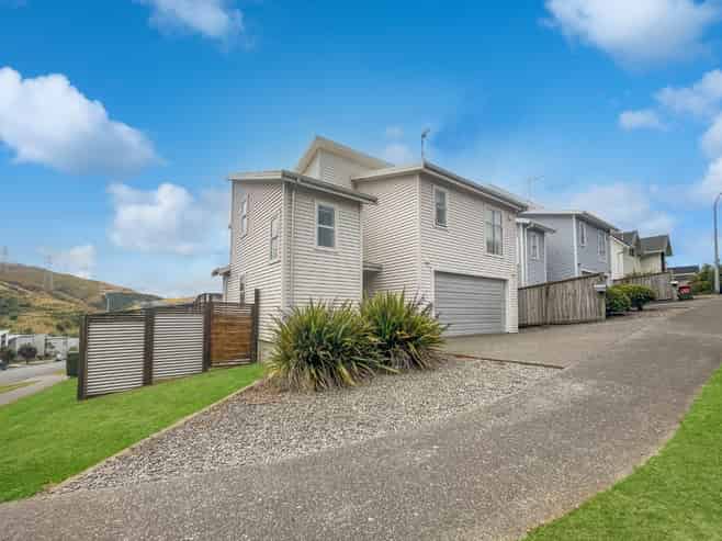 70 Waverton Terrace, Churton Park