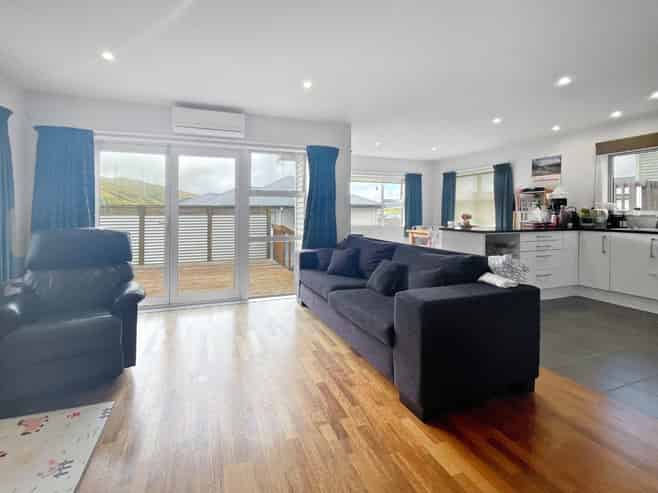 70 Waverton Terrace, Churton Park