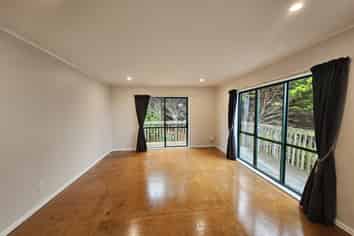 5a  Rothwell Street, Titahi Bay