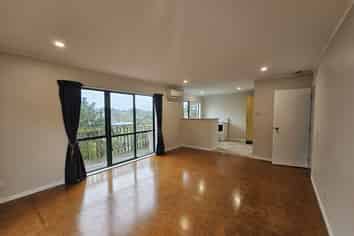 5a  Rothwell Street, Titahi Bay