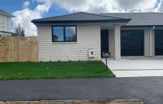 1/49 Holland Road, Fairfield