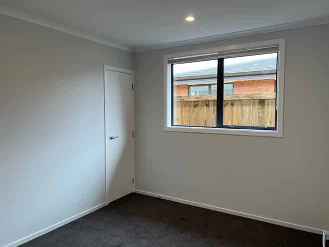 1/49 Holland Road, Fairfield