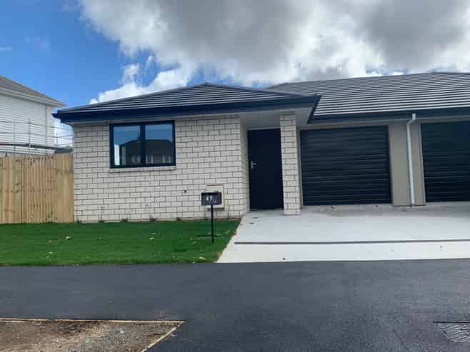 1/49 Holland Road, Fairfield