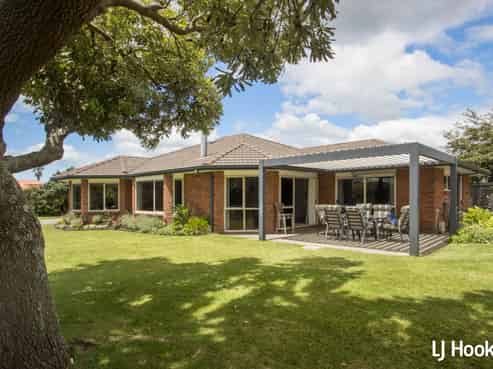 7 Island Vista, Athenree