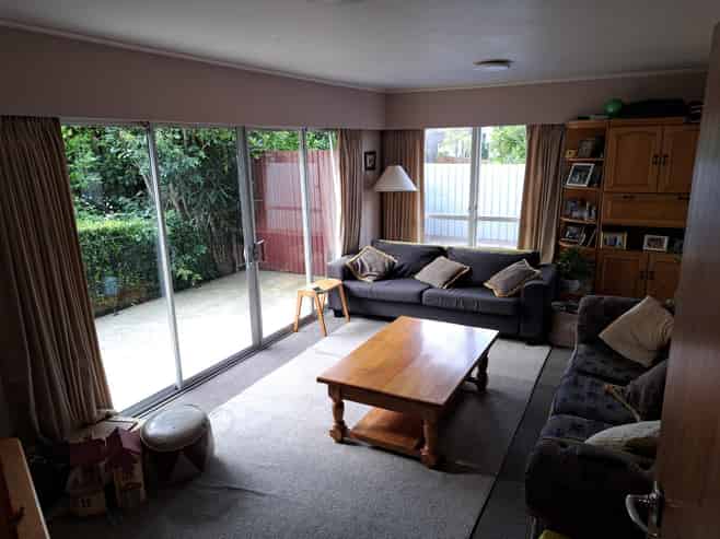 2 Lansdowne Crescent, Glenview