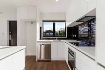 2C Melleray Place, Randwick Park