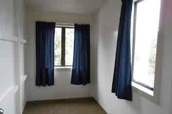 292 West Coast Road, Glen Eden