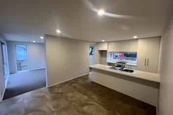 2/5 Oregon Ave, Avondale