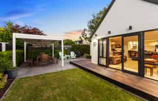 11 Harlech Mews, Avonhead