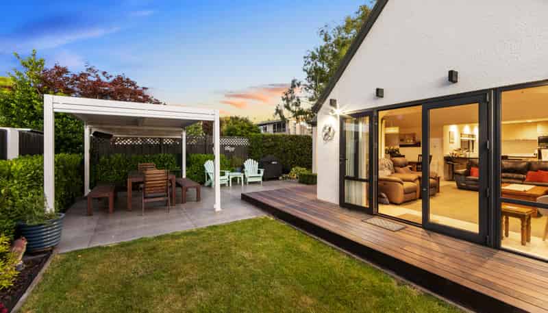 11 Harlech Mews, Avonhead