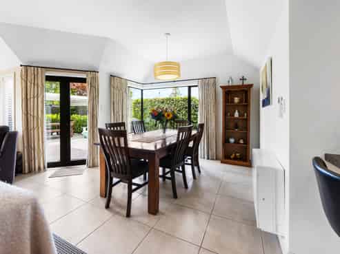 11 Harlech Mews, Avonhead