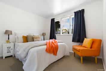 70 Rosamund Avenue, New Windsor