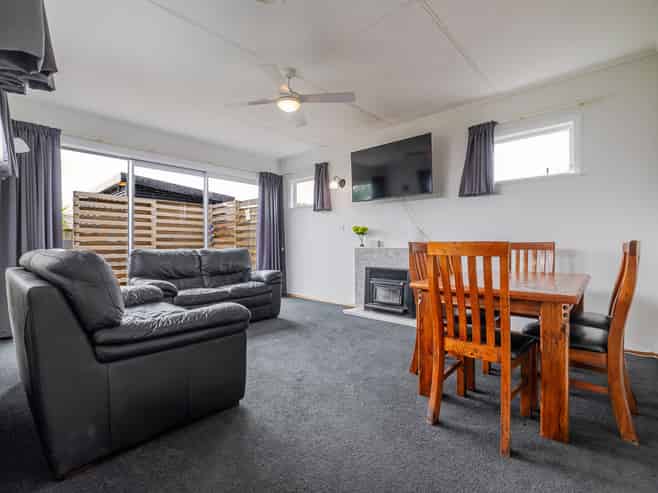 12 Carthew Street, Feilding