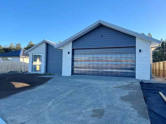 E/5 Burbank Place , Methven