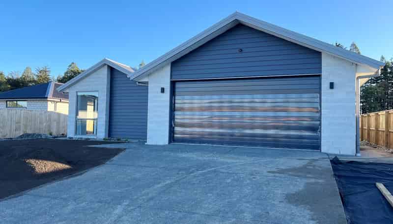 E/5 Burbank Place , Methven