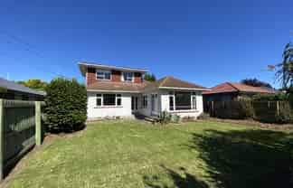 32 Jennifer Street, Bryndwr