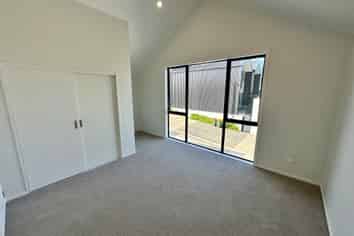 24 Burch Street, Mount Albert