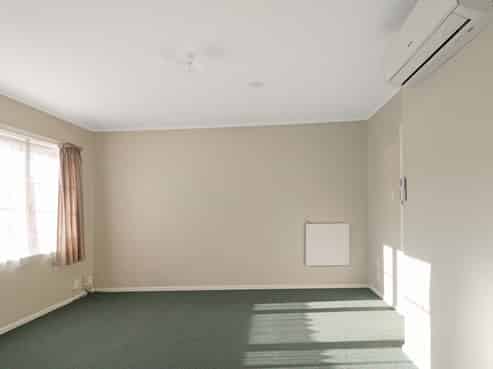 3/35 Dunns Street, Silverstream