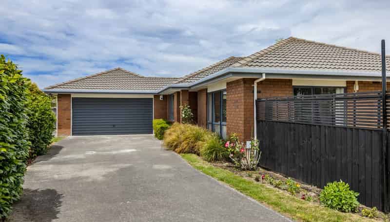 16 Tie Place, Wigram