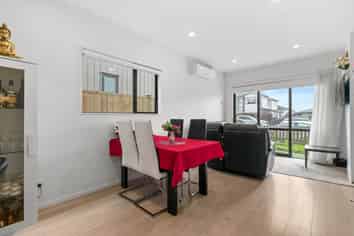 2 Christella Street, Flat Bush