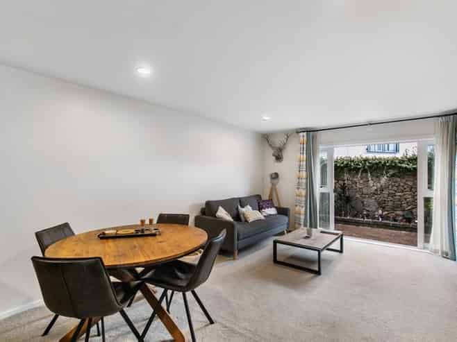 9/99 Mays Road, Onehunga