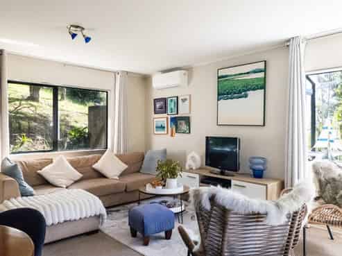 10 Hobson Terrace, Onetangi