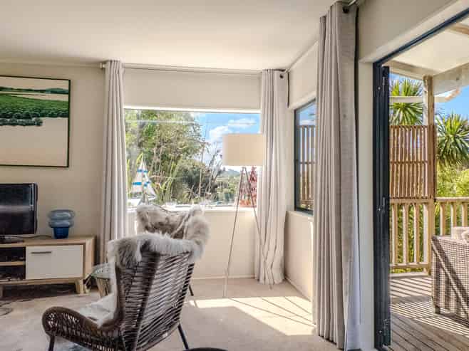 10 Hobson Terrace, Onetangi