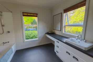 259 Surrey Hill Road, Oakura