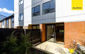 27 Parkwood Avenue, Westgate