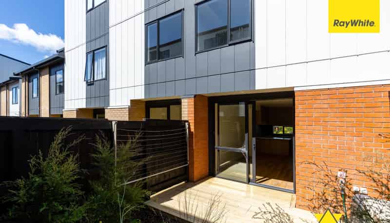 27 Parkwood Avenue, Westgate