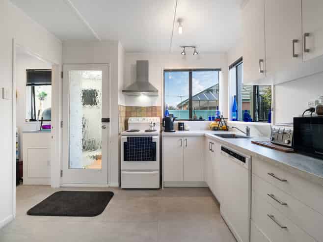 C/27 Prince Albert Road, Saint Kilda