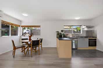 2C Woodward Road, Mount Albert